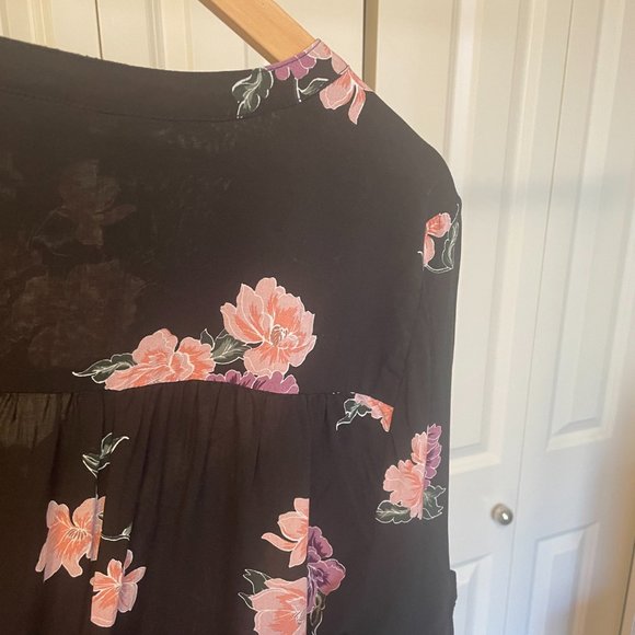 COPY - VGUC Size 1 Torrid Harper Challis Button-Up Rayon Blouse with ¾ Sleeves … - Picture 13 of 14